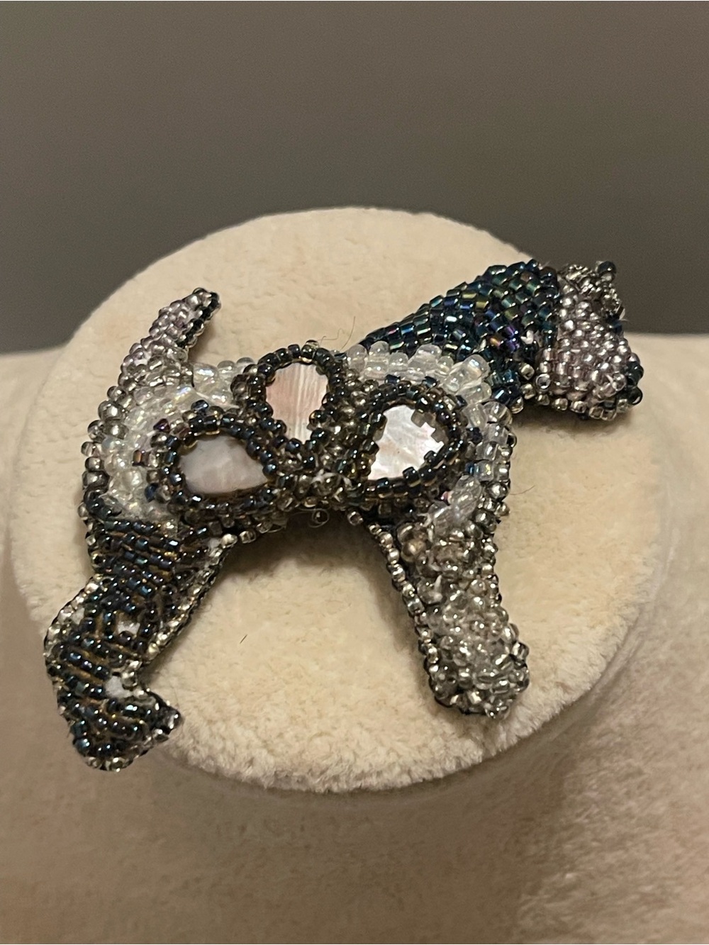Beaded Terrier Dog Brooch in Iridescent Silver and Gray
